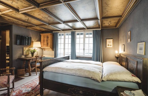 Zermatt Villa | 250 m² Villa ∙ 1 bedroom ∙ 12 guests