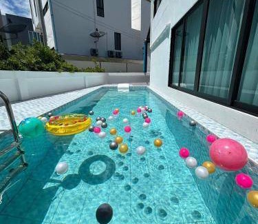 Chonburi Villa | 250 m² Villa ∙ 3 bedrooms ∙ 8 guests