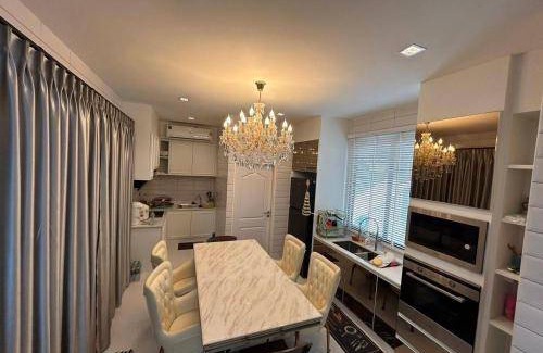 Chonburi Villa | 250 m² Villa ∙ 3 bedrooms ∙ 8 guests