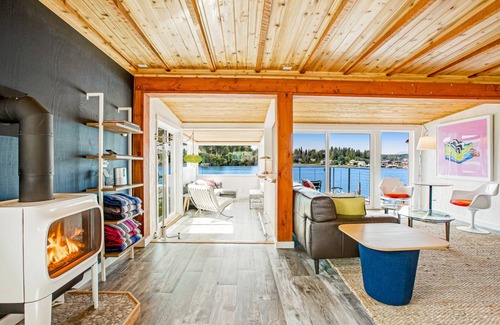 Rollingbay House | 251 m² House ∙ 4 bedrooms ∙ 8 guests