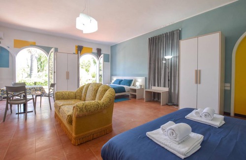 Marinella di Selinunte House | 255 m² House ∙ 5 bedrooms ∙ 12 guests