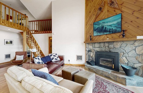 Seven Devils Ski Chalet | 255 m² Chalet ∙ 4 bedrooms ∙ 10 guests