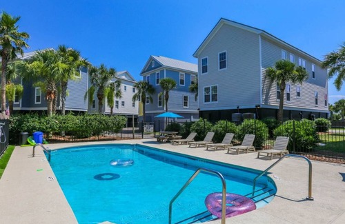 Isle of Palms House | 264 m² House ∙ 6 bedrooms ∙ 12 guests