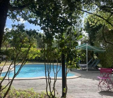 Blou House | 272 Le Valon