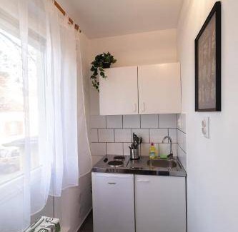 Pecs Apartment | 28 m² Apartment ∙ 1 bedroom ∙ 3 guests