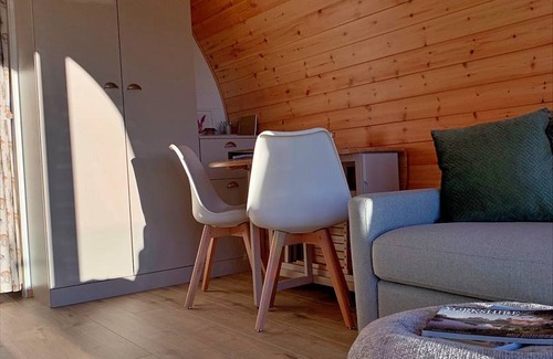 Low Catton Ski Chalet | 28 m² Chalet ∙ 1 bedroom ∙ 5 guests