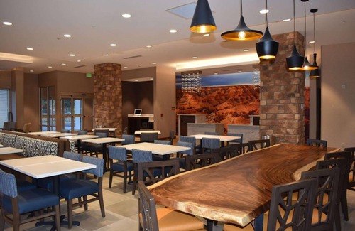 Flagstaff Hotel | 28 m² Hotel ∙ 127 guests