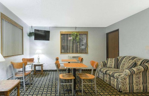 Twinsburg Hotel | 28 m² Hotel ∙ 127 guests