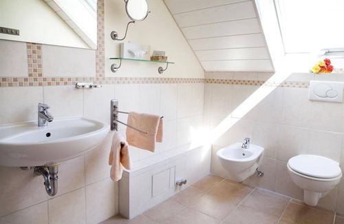 Hasseldieksdamm Hotel | 28 mΒ² Hotel β 2 guests