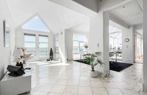 Handrup Strand House | 280 m² House ∙ 3 bedrooms ∙ 6 guests