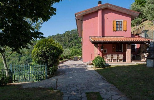 Buggiano Villa | 280 m² Villa ∙ 5 bedrooms ∙ 8 guests