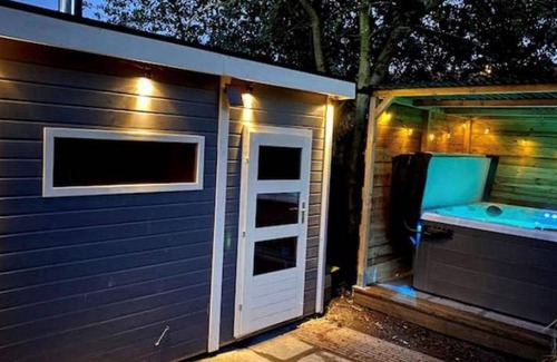 Heerenveen Bed & Breakfast | 29 m² Bed and breakfast ∙ 2 bedrooms ∙ 4 guests