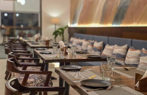 Haldwani Hotel | 29 m² Hotel ∙ 2 guests