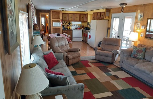 Stewart House | 291416 Water's Edge Cabin, Kentucky Lake, Stewart, Tn., Waterfront/Dock