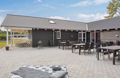 Frederiksvaerk House | 298 m² House ∙ 9 bedrooms ∙ 24 guests