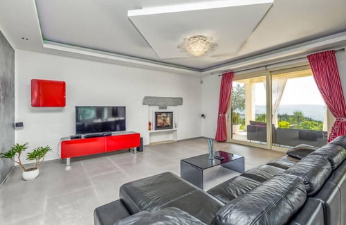 Golubici House | 299 m² House ∙ 4 bedrooms ∙ 8 guests