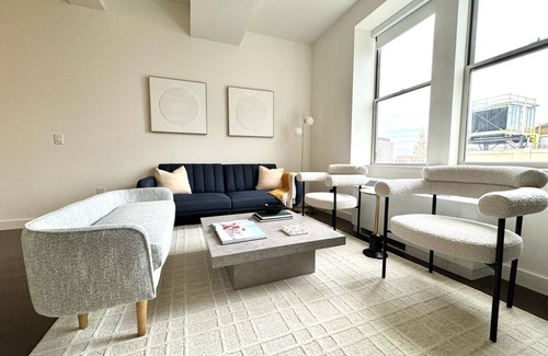 Financial District Apartment | 2bed/2bath Downtown Manhattan - Gym, Doorman, Rooftop