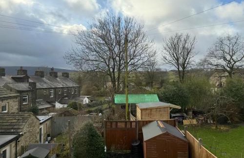 Trawden House | 2Bed Cottage - Trawden - Pet Friendly - Sleeps4