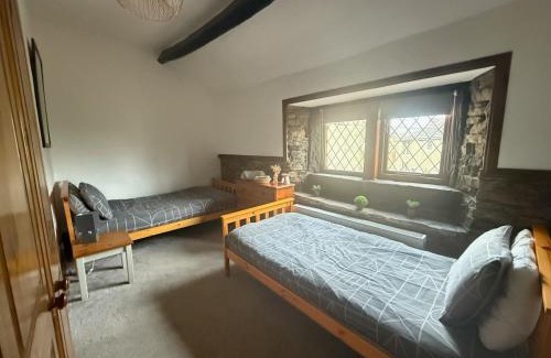 Trawden House | 2Bed Cottage - Trawden - Pet Friendly - Sleeps4