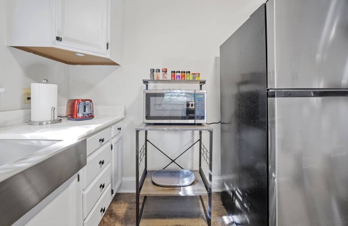 Sans Souci House | 2BR Home with Game Room, Near Downtown & Nature
