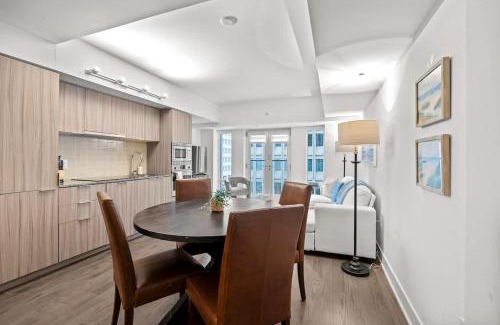 Bay Cloverhill Apartment | 2BR Modern Condo with City Skyline Views & Pool
