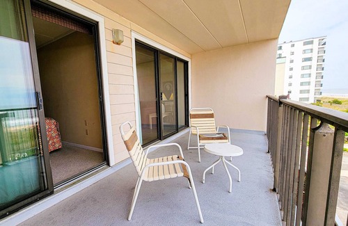 Midtown Ocean City Condo | 2BR Ocean Views/Private Balcony/Prime Location