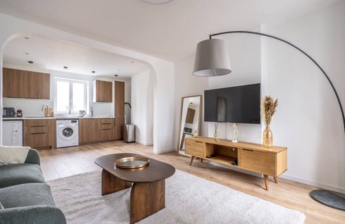 Adamville Apartment | 2G - Renovated apartment ~ Saint-Maur-des-Fossés