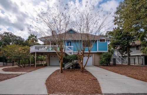 North Forest Beach House | 2nd Row 5 Bed 3 and one half Bath Pet Friendly Ocean View Beach House