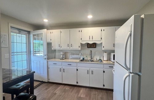 Aldenville Apartment | 2nd story lake view, private deck- close to Scranton, Honesdale & Elk Mountain!