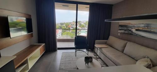 Windermere Apartment | 2SIX2 On Florida Road, Modern Lifestyle apartment 802