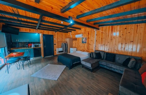 Sapanca House | 3+1 Heated Pool-Jacuzzi-Fireplace-Sheltered Bungalow for 8 People