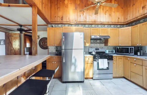 Cornwallville Cabin | 3-bdrm Huxley Farmhouse. Formerly Armstrong Farm. Great for skiing and hiking.