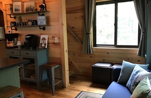 La Pointe Cabin | 3 Bears at South Shore Vista Overlooking Lake Superior