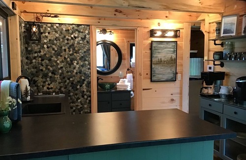 La Pointe Cabin | 3 Bears at South Shore Vista Overlooking Lake Superior