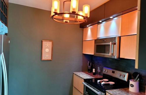 Condado Apartment | 3 bed condo just steps to the beach in Condado and walking distance to Placita