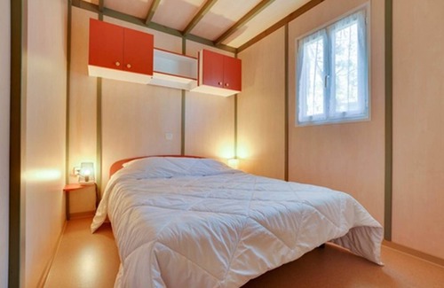 La Faute-sur-Mer Ski Chalet | 3 bedroom cottage for 6/8 people