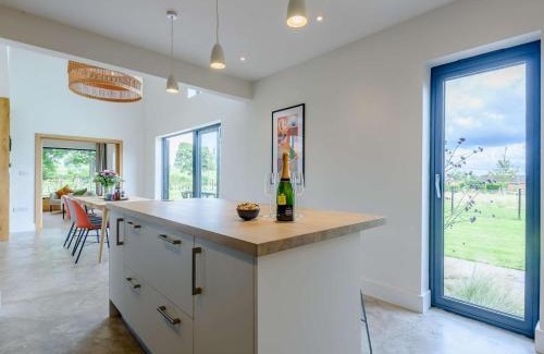 Ludwel House | 3 Bed in Ludlow 83865