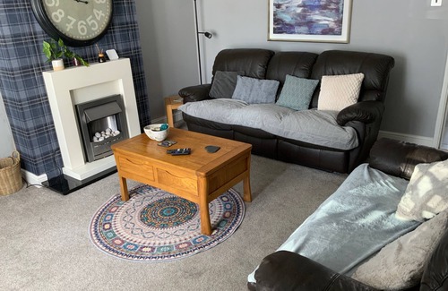 Kingswinford House | 3 bed semi detached house near Stourbridge