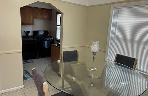 Redford House | 3-bedroom house in Detroit/Redford Township with WiFi, AC, 420 & pet friendly