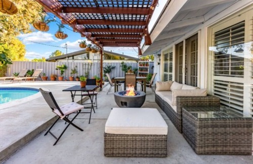 San Fernando House | 3 bedroom 2 bath house with pool