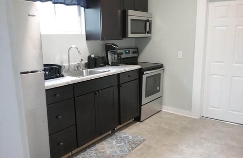 Cedar Rapids - Iowa City House | 3 Bedroom, 2 Bath Just 9 Blocks from Downtown!