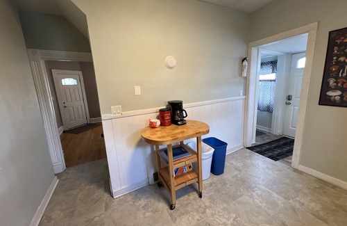 Cedar Rapids - Iowa City House | 3 Bedroom, 2 Bath Just 9 Blocks from Downtown!