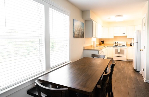 Waves Apartment | 3-bedroom, 2-bathroom apartment. Walk to beach and access to REAL Watersports