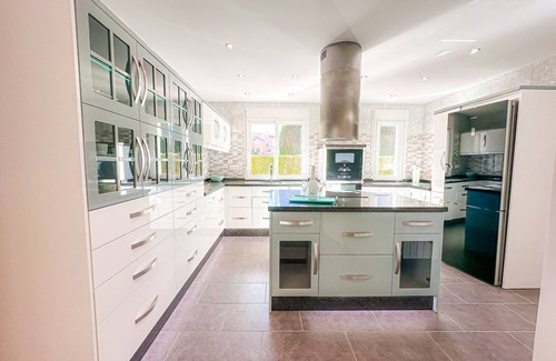 Torre-Pacheco Villa | 3 Bedroom, 2 bathroom South West Facing Villa with Heated Pool