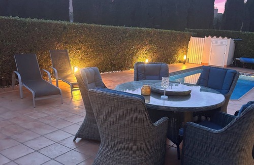 Torre-Pacheco Villa | 3 Bedroom, 2 bathroom South West Facing Villa with Heated Pool