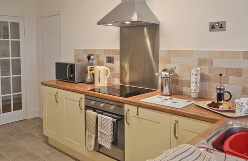 Cylch-Y-Garn Cottage | 3 bedroom accommodation in Cemlyn near Amlwch