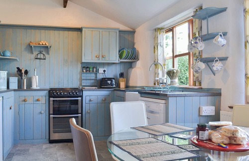 Highbridge Cottage | 3 bedroom accommodation in Mark, Highbridge