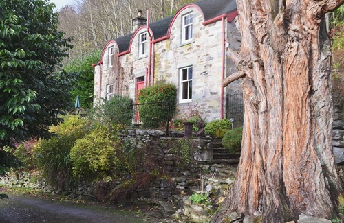 Weem Cottage | 3 bedroom accommodation in Aberfeldy, near Edinburgh