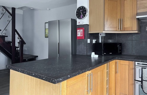 Bridgend Cottage | 3 bedroom accommodation in Bridgend