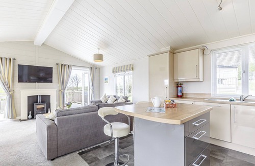 White Cross Ski Chalet | 3 bedroom accommodation in Newquay